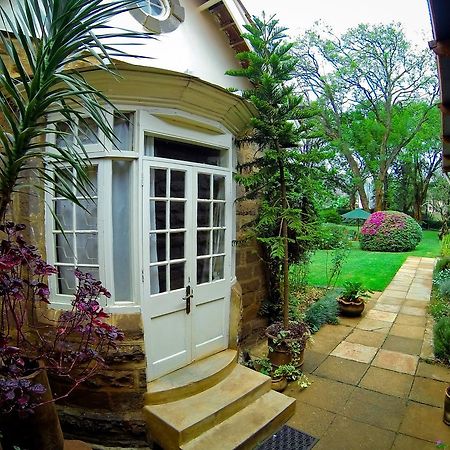 Amani Gardens Inn Найроби Экстерьер фото