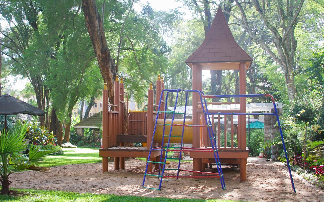 Amani Gardens Inn Найроби Экстерьер фото