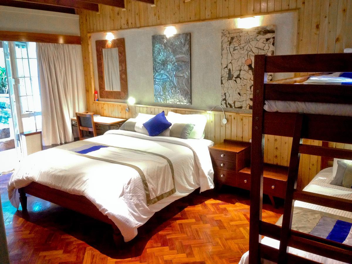 Amani Gardens Inn Найроби Экстерьер фото